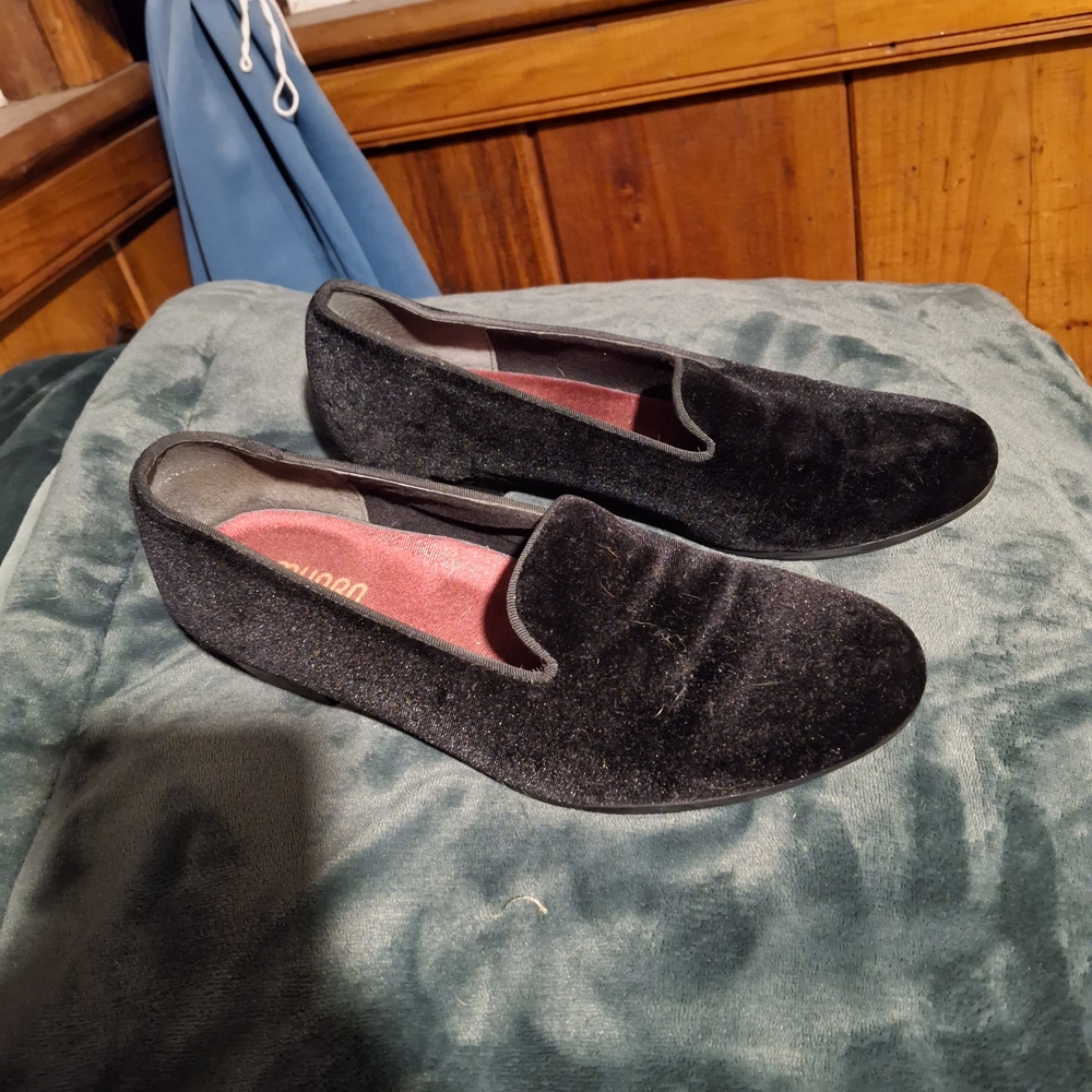Munro Black Velvet Slip-On Flats